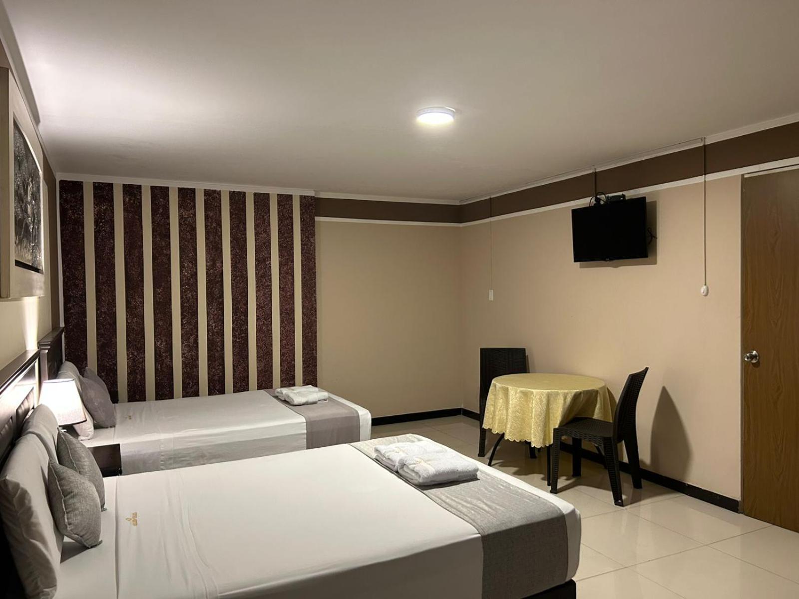 Golden Dream'S Hotel Lima Luaran gambar